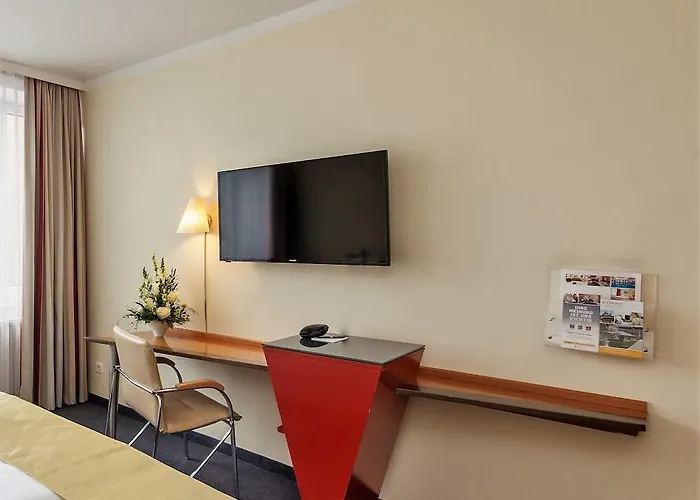 Novum Ambassador Hotel 3*