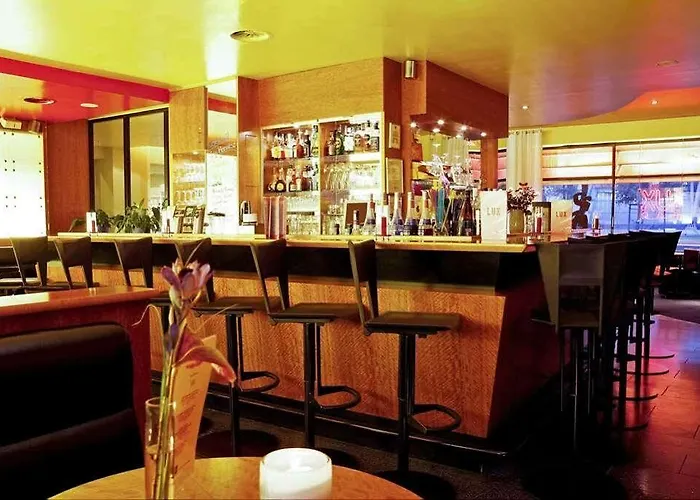 Novum Ambassador Hotel 3*